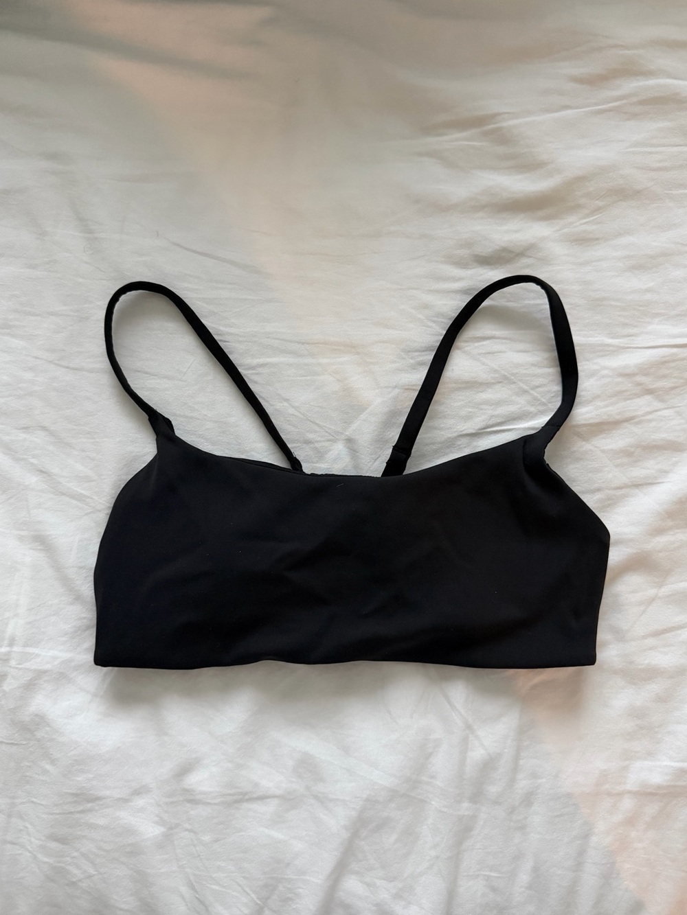 Black Lululemon sports bra